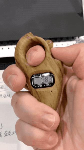 原地转圈圈飞机,原地转圈圈起飞图