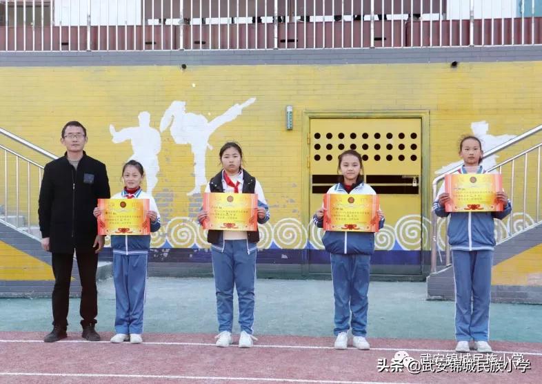 浼犳壙浣撹偛绮剧浜夊仛鏃朵唬鏂颁汉,浼犳壙濂ヨ繍绮剧浜夊仛鏃朵唬鏂颁汉