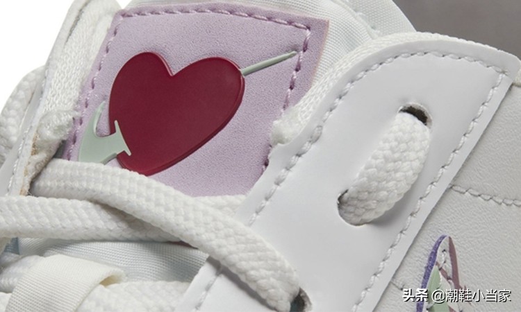 甜蜜暴击红鞋子,情人节限定哪些鞋好穿啊