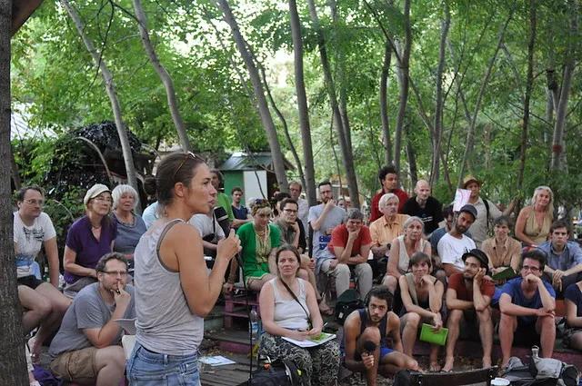 农庄餐饮怎么经营赚钱,怎么经营农家乐卖菜生意
