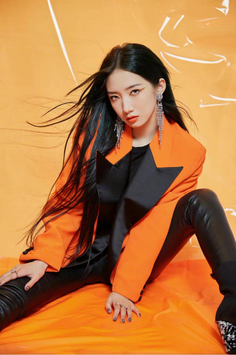 孟美岐的身材曲线,孟美岐的身材和腿