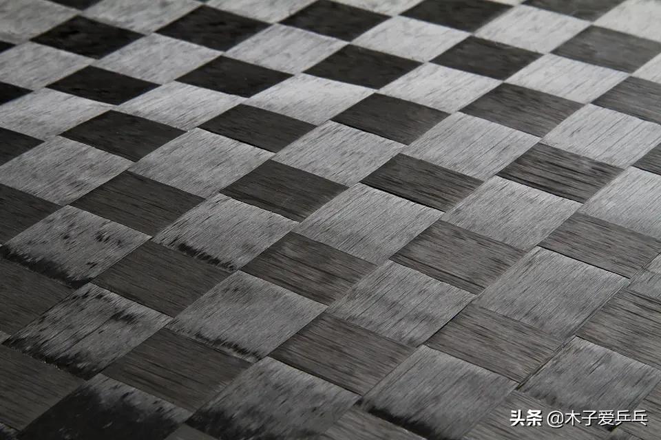 乒乓球斯蒂卡樊振东底板,1000左右的斯蒂卡乒乓球底板推荐