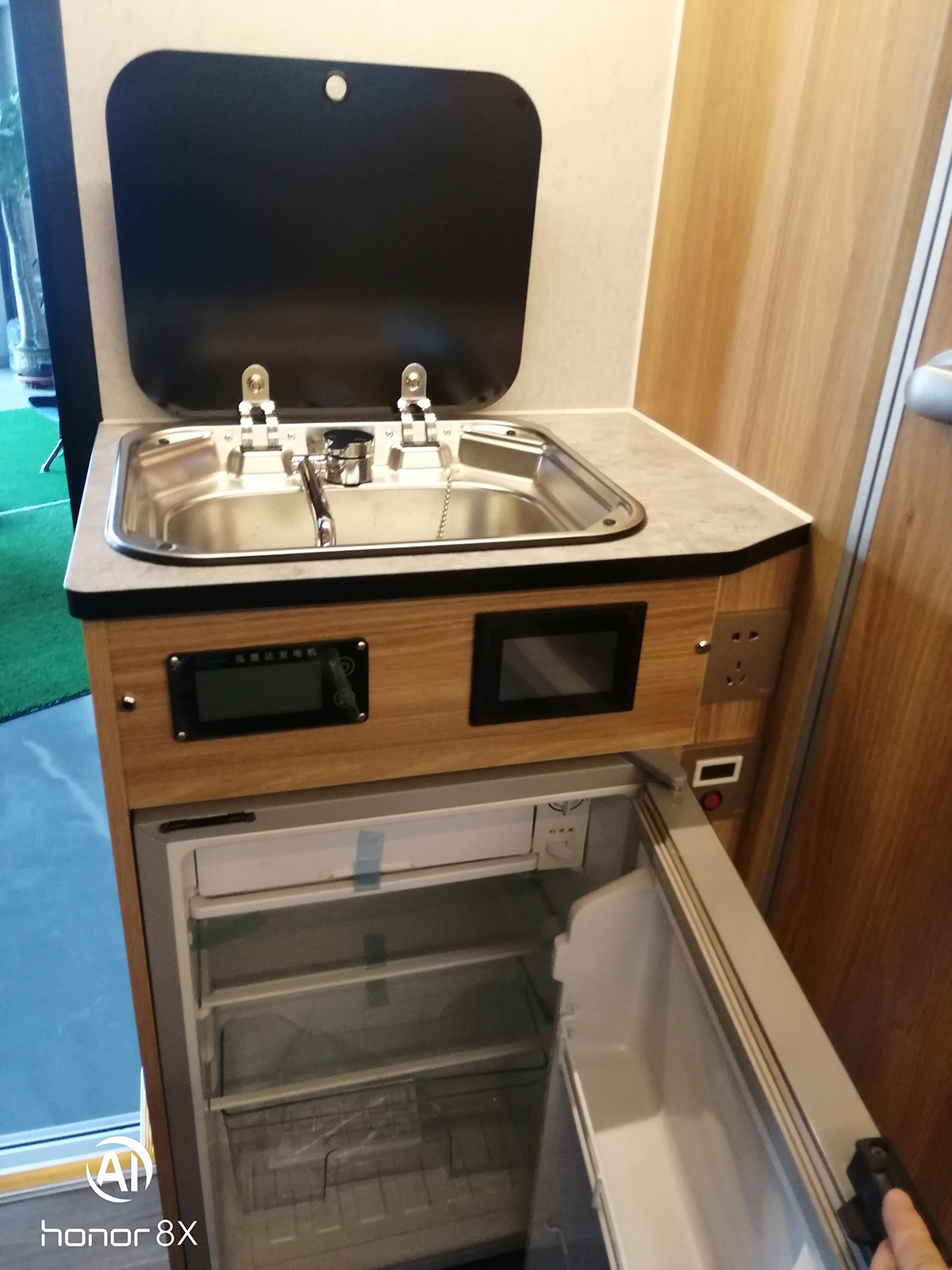 北汽勇士四驱三把锁房车,北汽勇士房车视频大全