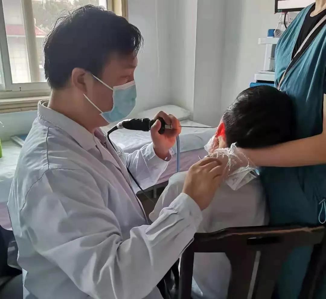 小男孩模仿孙悟空结果死亡,六小龄童年轻时模仿孙悟空说话