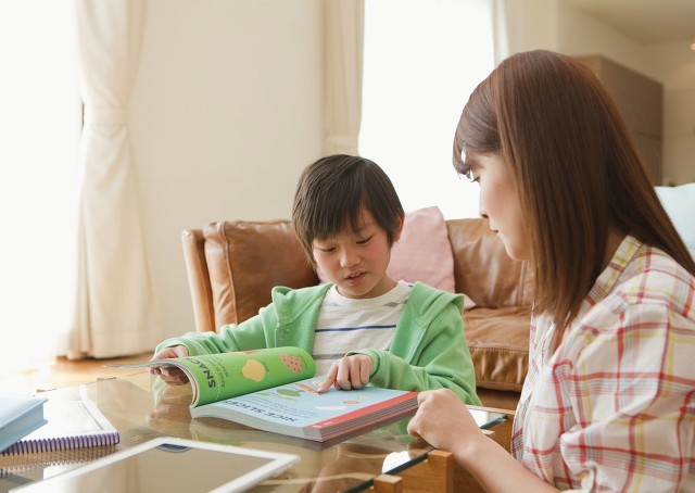 幼儿学英语启蒙0-6岁英语推荐软件,带汉字的宝宝学英语0-3岁早教启蒙