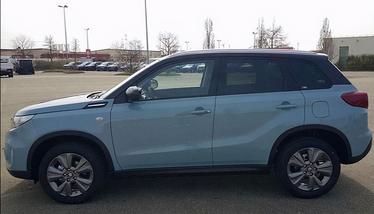 本田缤智省油还是铃木维特拉省油,维特拉自动1.4t和缤智1.5