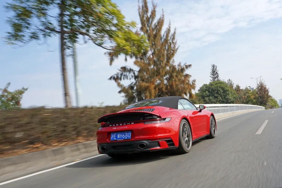 保时捷全新9114s性能测试,保时捷911carrera4s敞篷