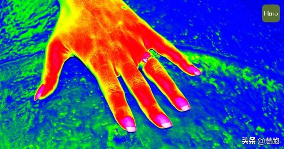 太难了反复发烧退不下来,刚跑完步体温高为什么不能喝冰水