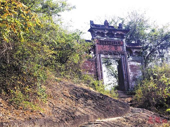 神话故事盘古长什么样子,神话人物盘古的简介