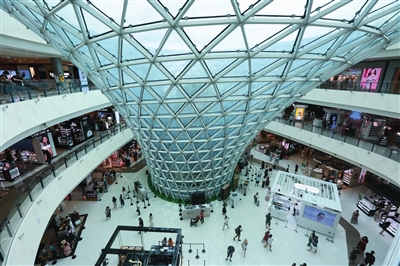 比价爆款商品！一瓶“路易十三”便宜七八千元顶配苹果手机比官网低2489元