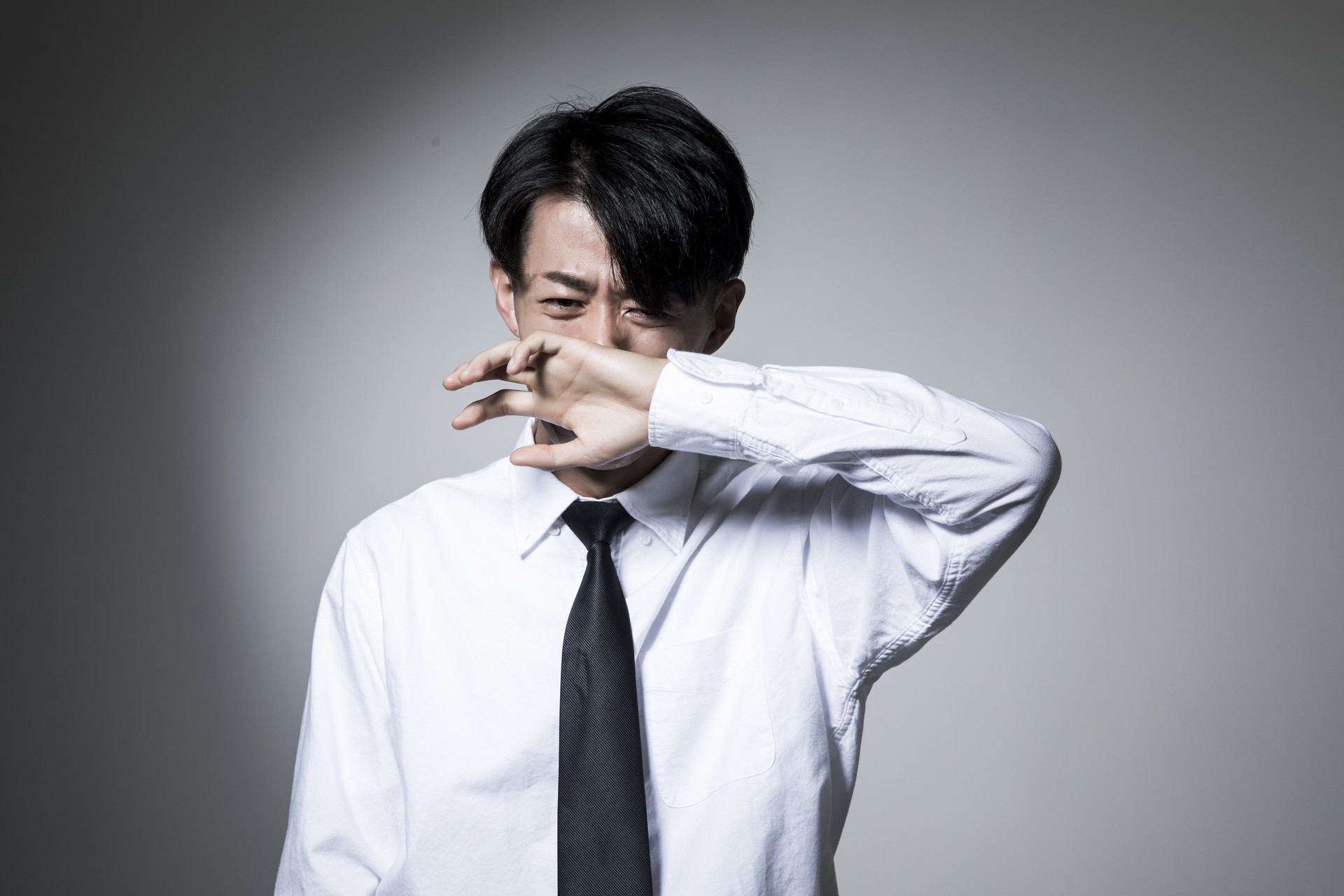 领导挤兑员工离职应对,怎么把领导挤兑走