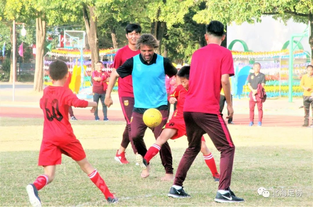 与世界球星同行,2024年北海青少年足球赛事