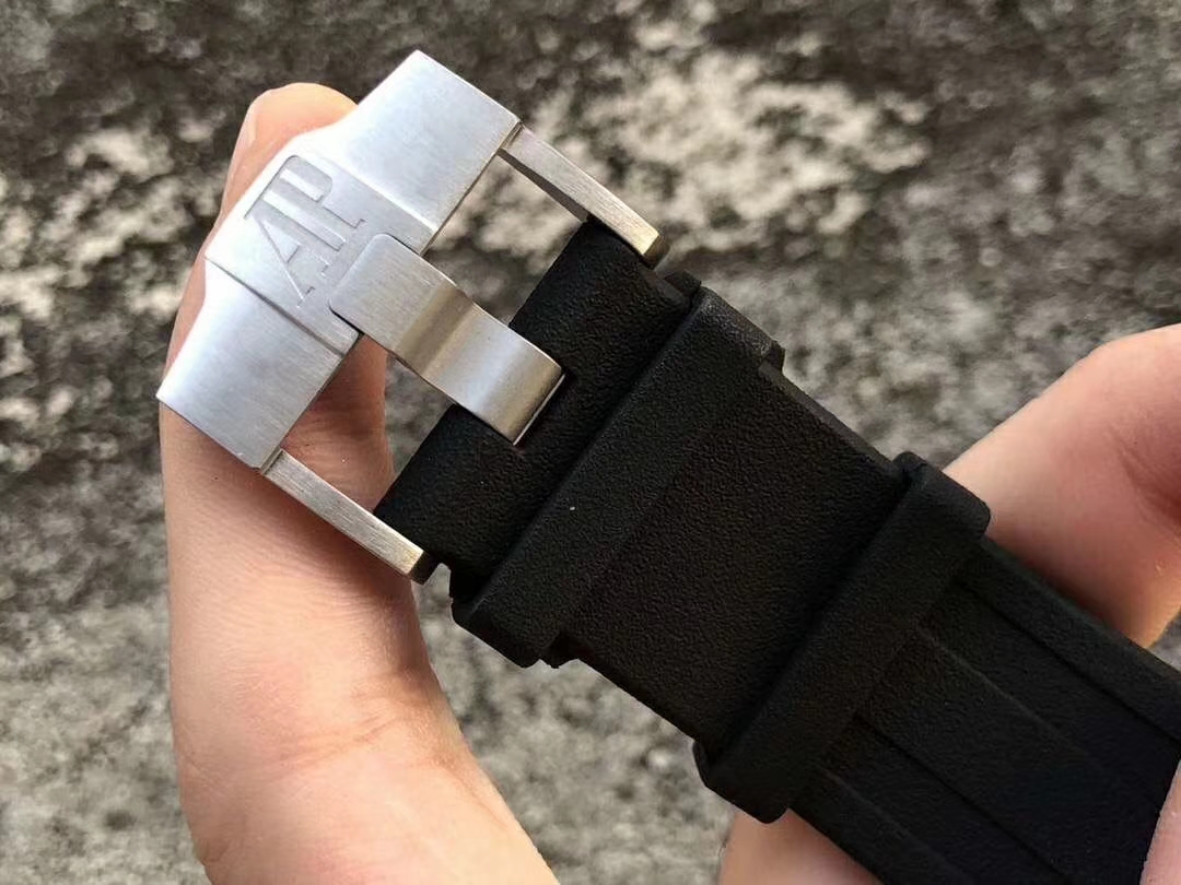 爱彼15703上手效果图,15703爱彼全套