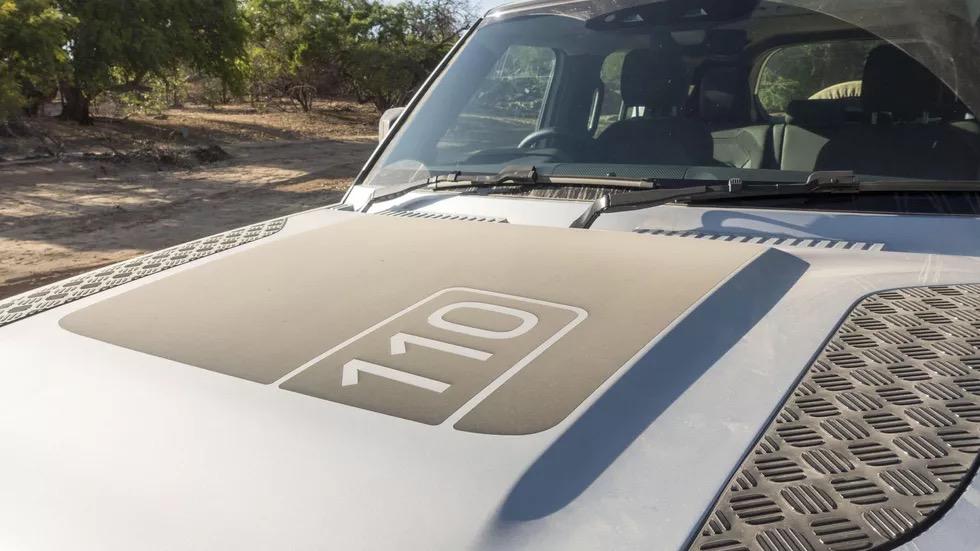 2023款路虎卫士110p400x驾驶感受,2024款路虎卫士110版测评