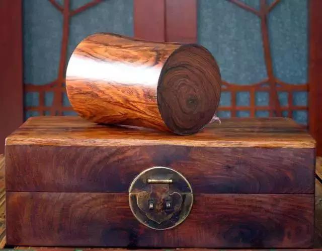 海南黄花梨油梨与糠梨纹路区分,黄花梨油梨和糠梨