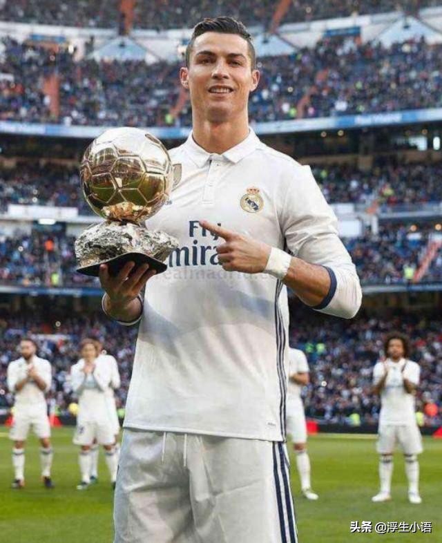 人生若只如初见c罗,c罗前女友伊莲娜2016维密走秀眼神