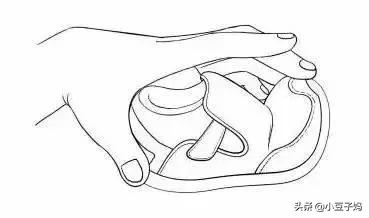 这些鞋子不能给孩子穿,这种鞋子不要给孩子穿