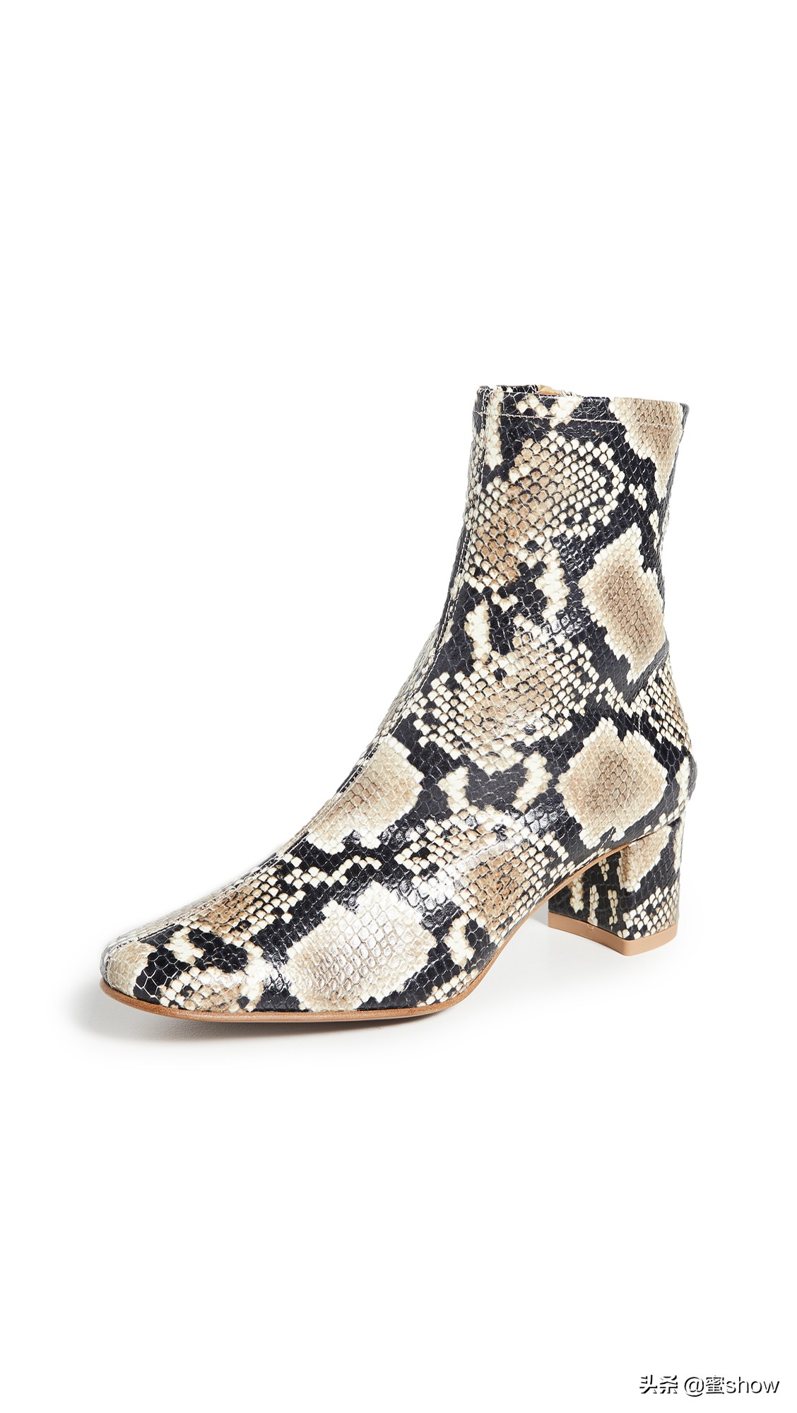 如何挑选高跟鞋才不挤脚,什么牌子的高跟鞋穿着舒服不磨脚