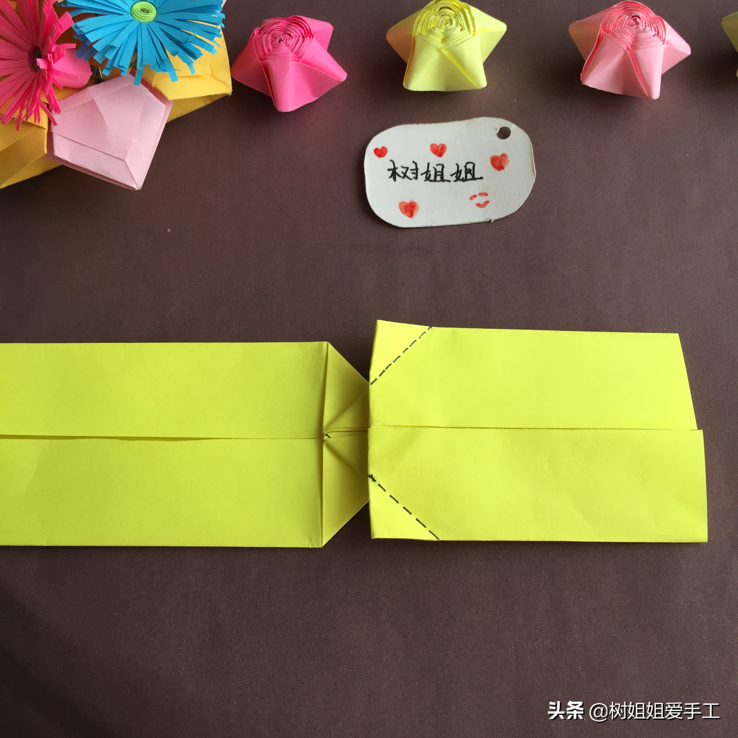 蝴蝶结戒指折纸教程慢动作,蝴蝶结戒指折纸教程