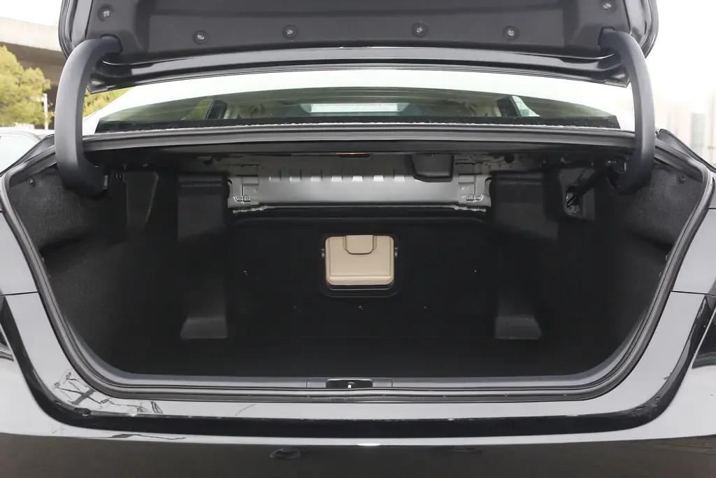 第八代凯美瑞,优缺点汇总