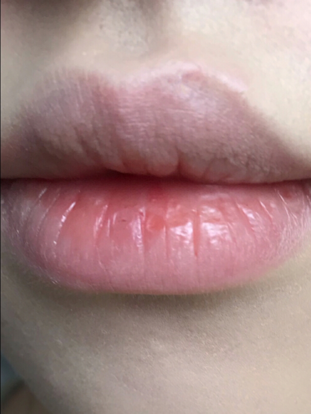 好用的润唇膏拯救沙漠大干皮,沙漠干唇润唇膏