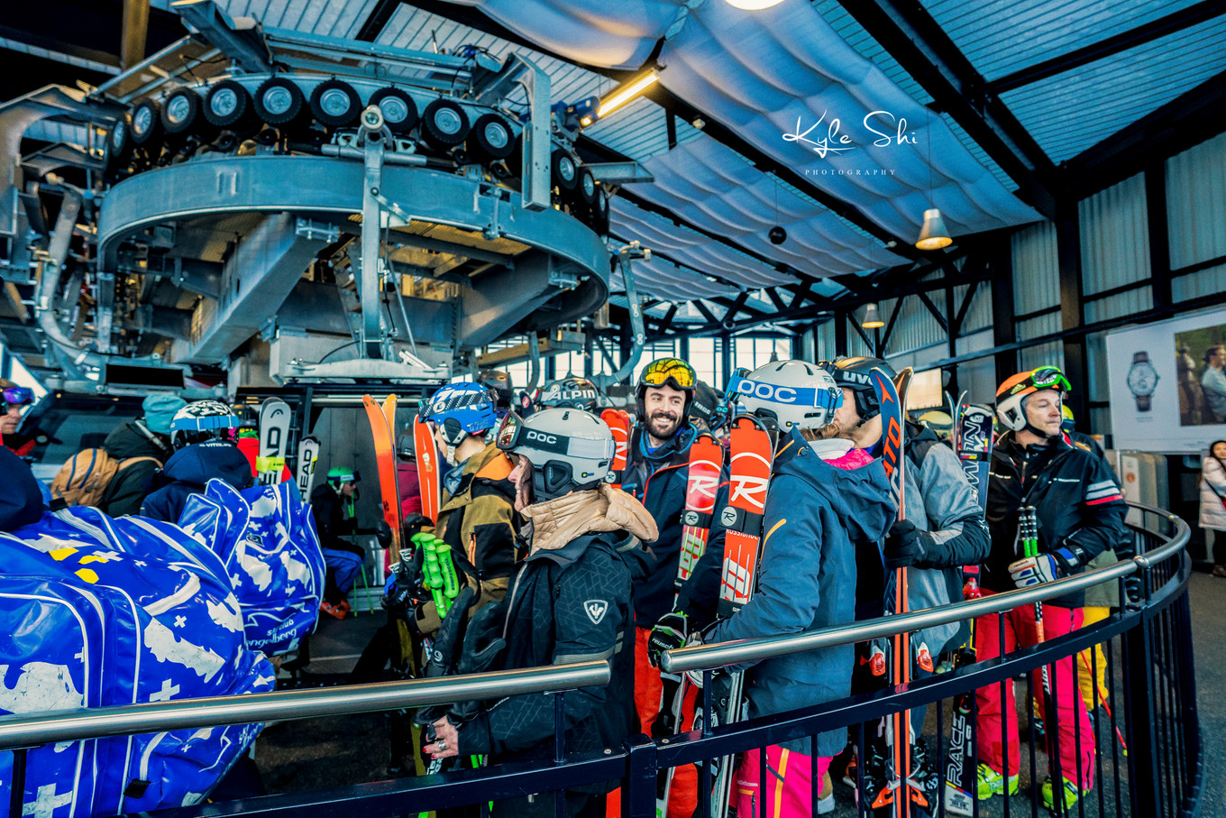 瑞士高山滑雪上演惊险与刺激,瑞士滑雪的真实感受