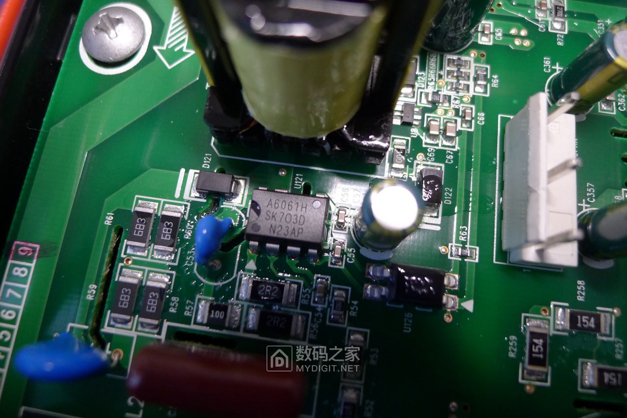 格力1.5匹空调拆解全过程视频,格力空调大1.5匹一级能效拆机视频