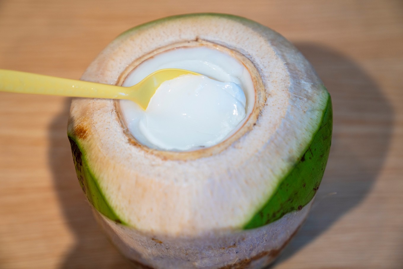 三亚最好吃的网红椰子鸡,三亚小吃不可错过