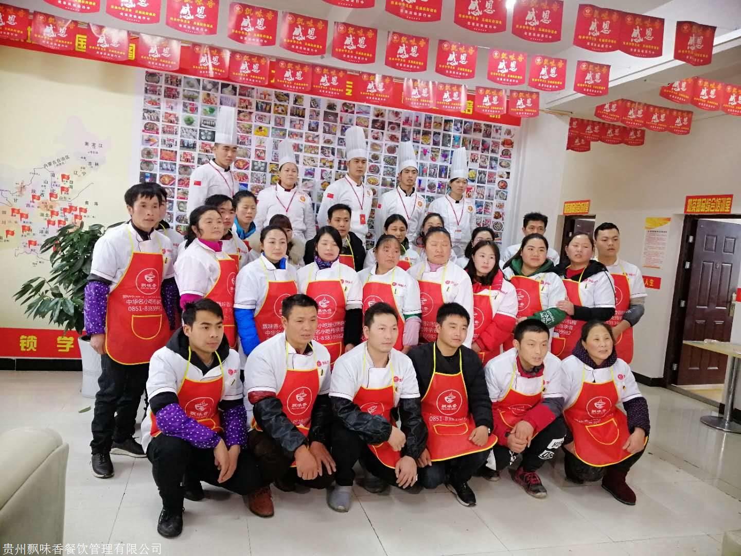 学小吃技术去哪里学适合摆摊,去学小吃开店靠谱吗