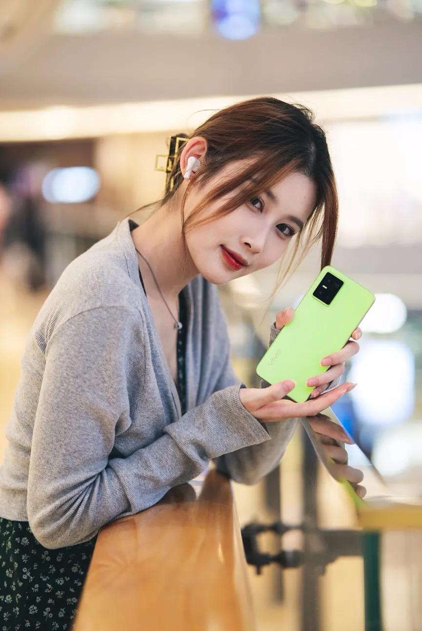 永诺rf85mmf1.8二代虚焦,最轻的中焦段全画幅变焦镜头