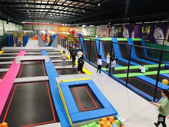 合肥满江春蹦床主题公园,动霸蹦床乐园合肥有什么项目