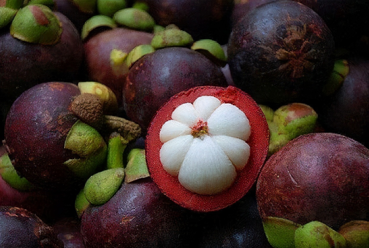 如何选到鲜甜山竹,怎样挑山竹山竹又甜又好吃皮薄