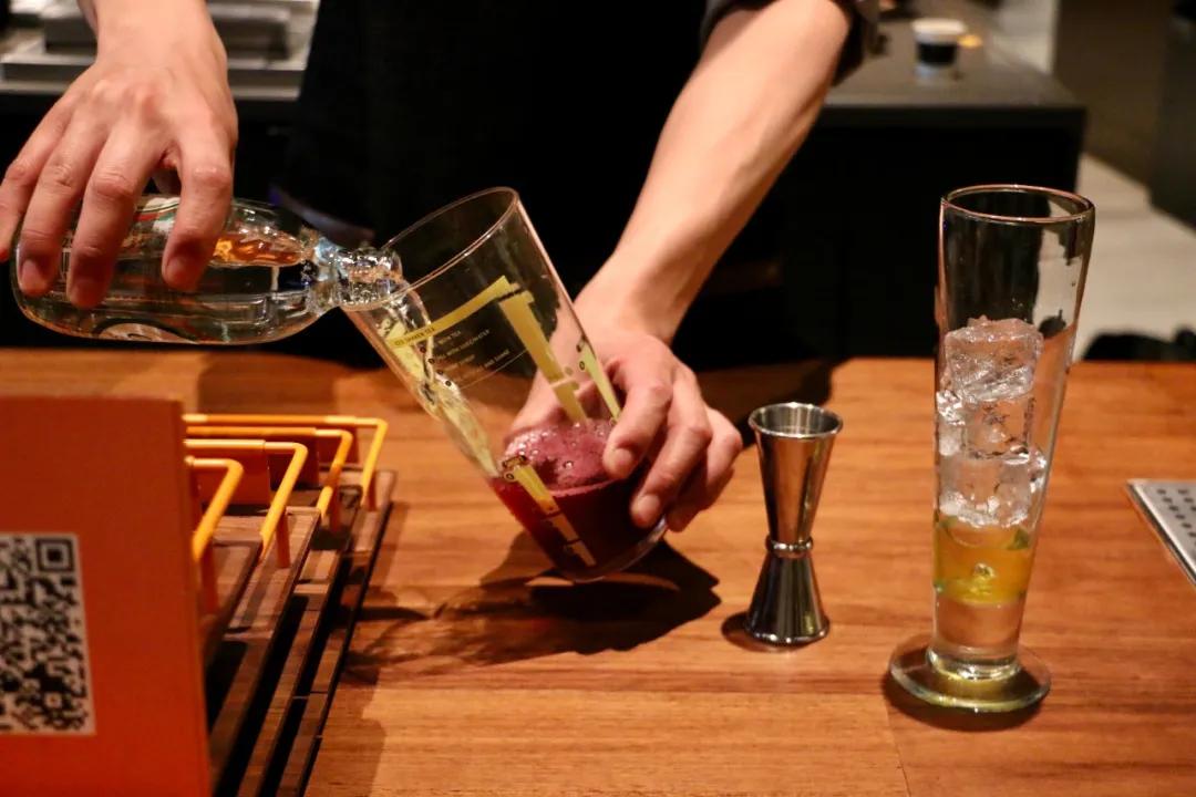 星巴克臻选店体验,西北第一家星巴克