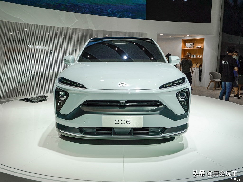 新款蔚来2024款ec6试驾,中型纯电动轿跑suv哪家强