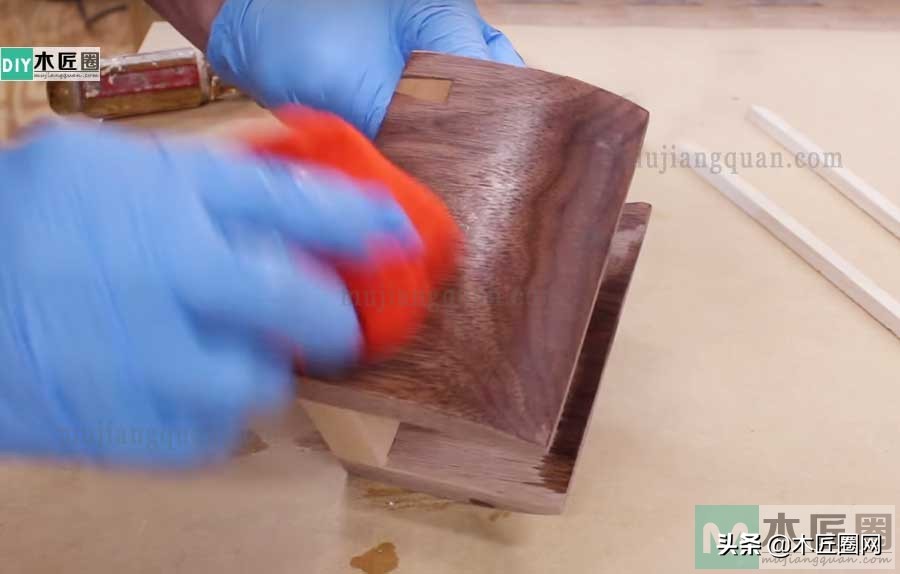 吉他架挂墙怎么做,自制吉他挂壁架尺寸