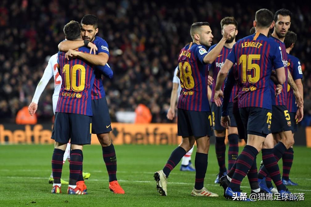 相继达成400球里程碑，C罗：我花了497场比赛，那梅西呢？