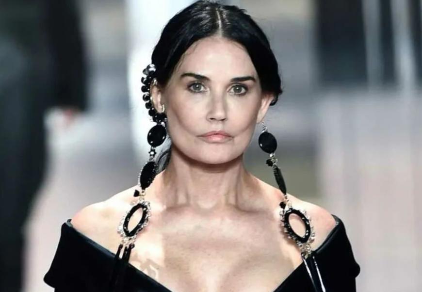 fendi2019春夏男士系列发布,fendi2019春夏系列时尚而时髦