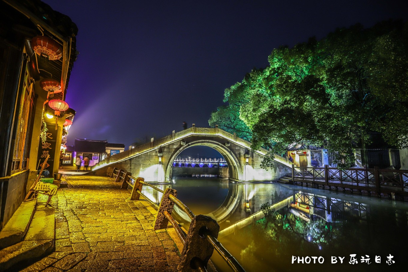 江南周庄古镇夜景美如画,推荐一个好的地方周庄古镇