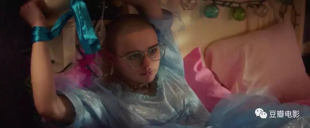 豆瓣8.7,真实弑母案改编,这新剧太“变态”