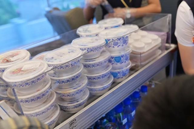 高铁盒饭被嘲笑,高铁盒饭吐槽