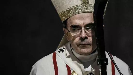 面对儿童同性性侵，法国人选择了奋起反抗