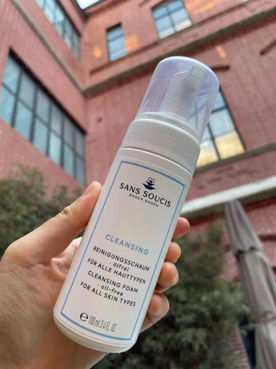 茜素斯清颜洁面泡沫,慕斯洁面乳泡沫型推荐