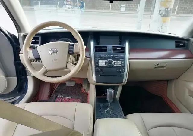 2万天籁二手车赣州,2万5的天籁二手车