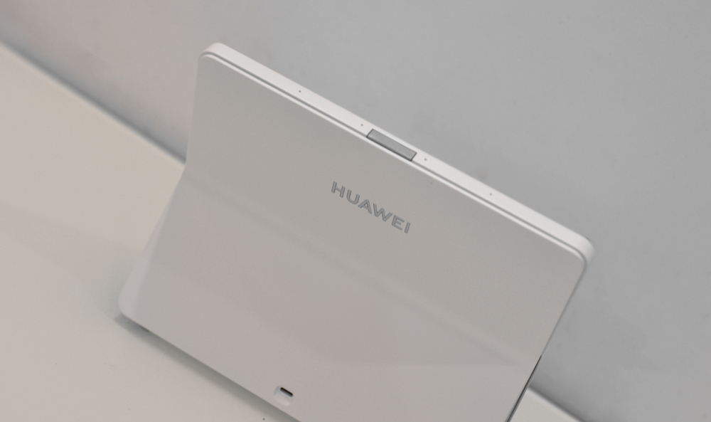 华为小精灵智慧屏和matepad哪个好,华为小精灵智慧屏摄像头怎么打开