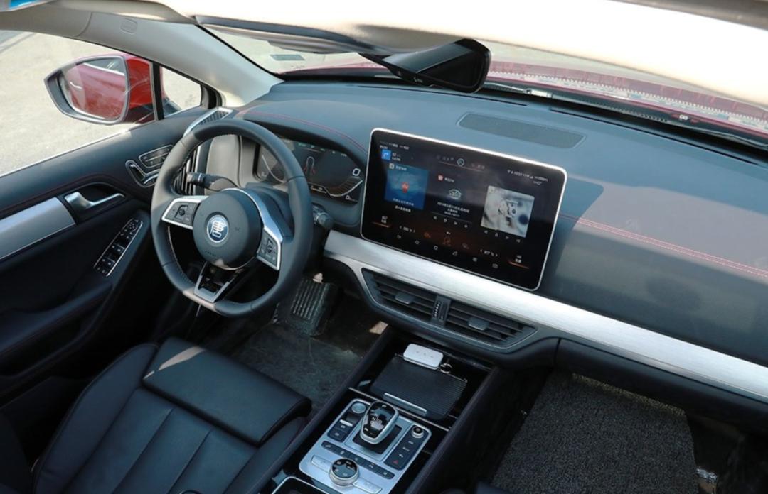 唐ev两驱好还是四驱好,比亚迪唐ev2022和蔚来es6