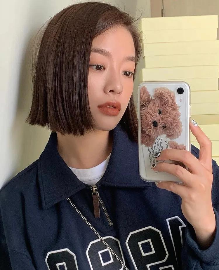 适合拽姐的简单短发霸气发型,拽拽的短发发型