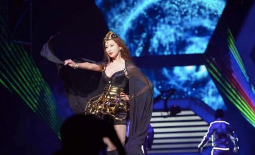 市值蒸发138亿!林志玲、关晓彤也救不了的中国内衣大王