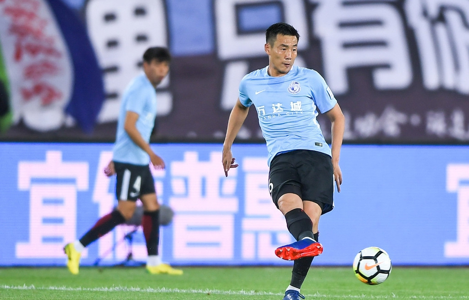 王健林豪购多名主力国脚！大连队魔鬼主场首秀或掀翻广州恒大