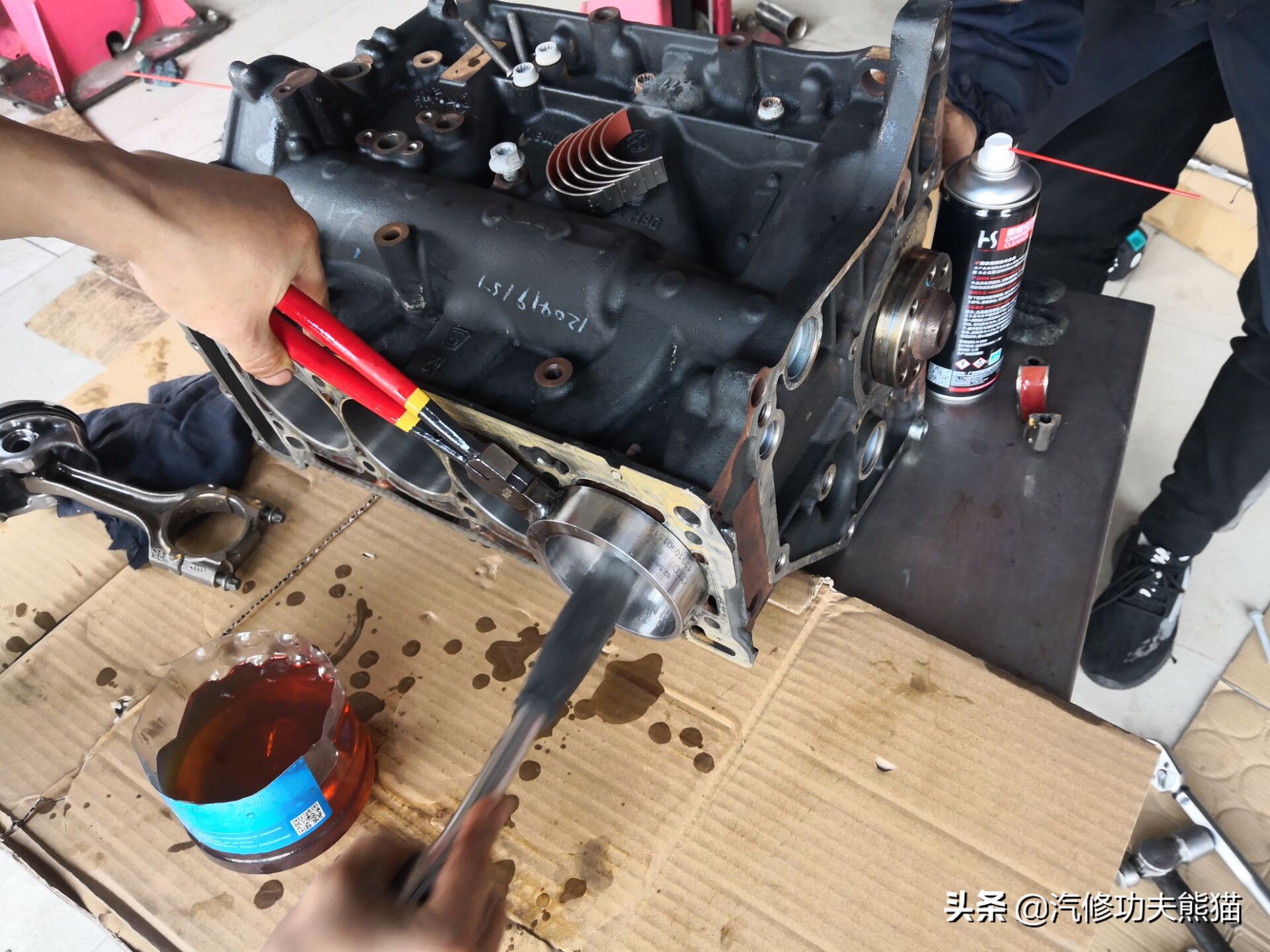 上海大众SUV销量王途观烧机油、漏机油被人乱修一通差点搞报废