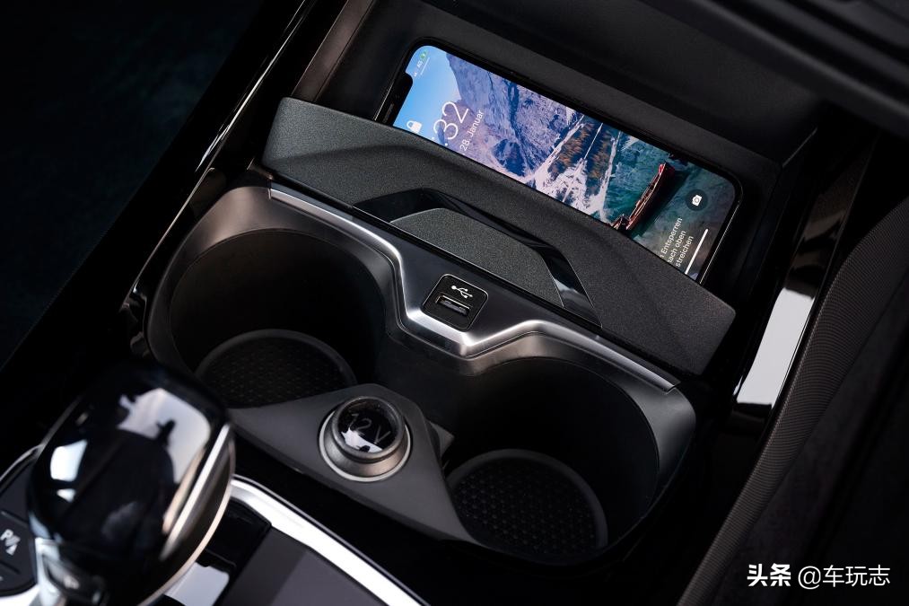 吐槽宝马1系四缸125i领先版,吐槽宝马1系125i曜夜版